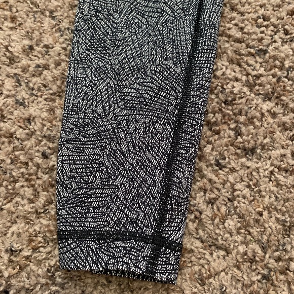 Lululemon Wunder Under Pant III - Picture 4 of 8